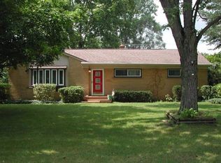 1537 Robell Dr, Commerce Township, MI 48390