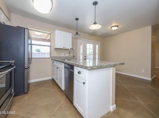 2061 S Sunburst Dr, Tucson, AZ 85748