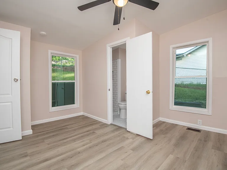 4112 Edington Rd — Photo 25