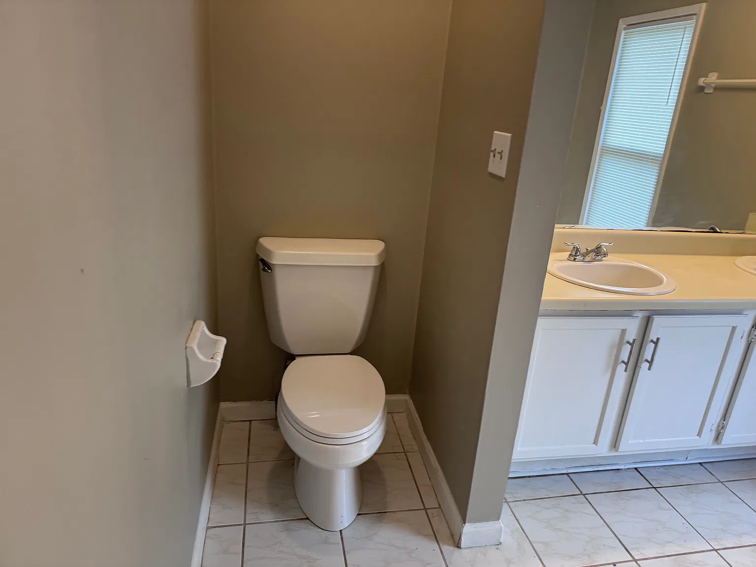 3 bed, 1650 sqft, $1,800 — Photo 4