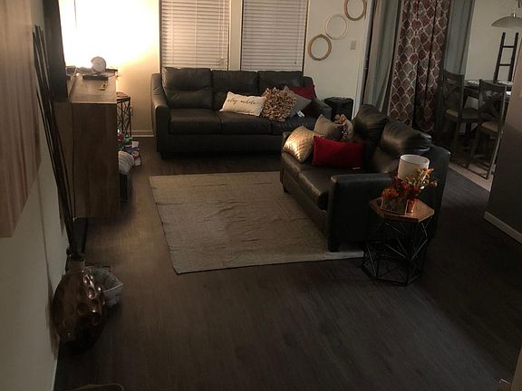 3rd image of 4840 Pembridge Dr
