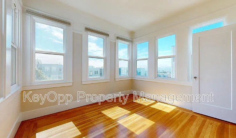 769 18th Ave — Photo 24