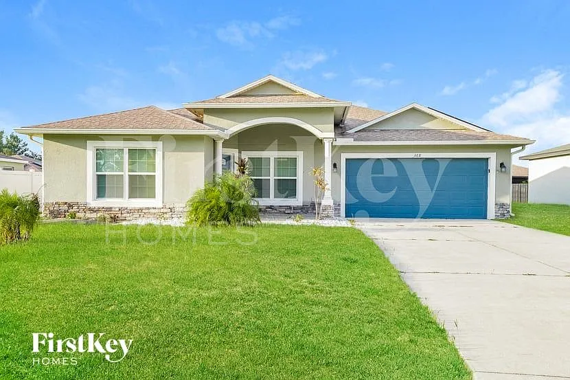 368 Camellia Ct