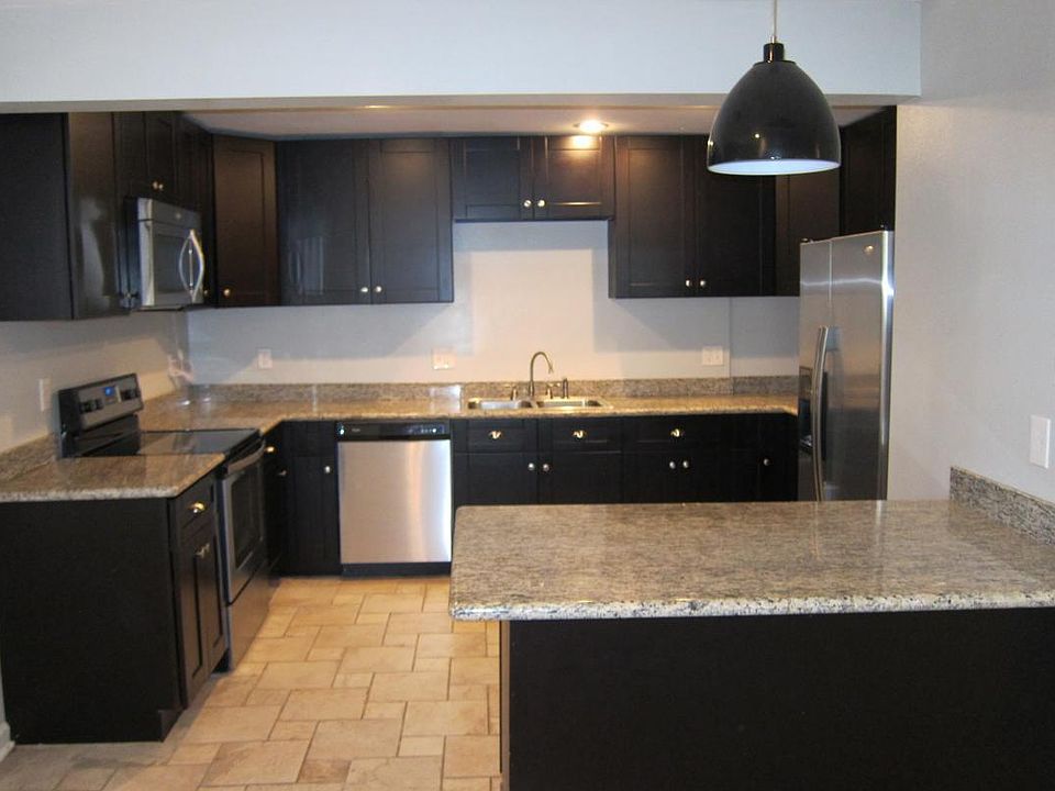 1st image of 138 Millaudon St