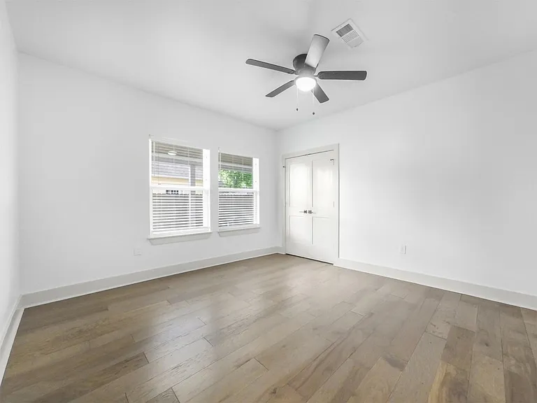 1809 Hardy St — Photo 18