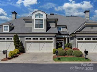 8015 Greenview Terrace Ct, Charlotte, NC 28277