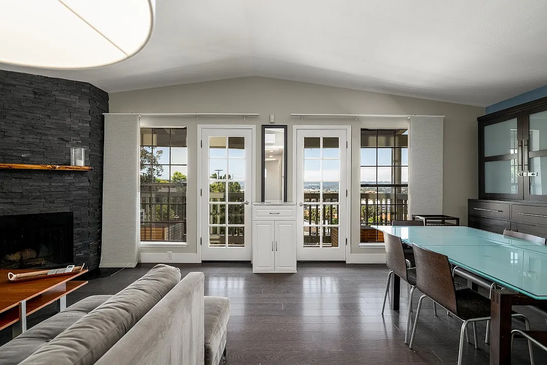2 bed, 2.0 bath, $6,225 — Photo 1