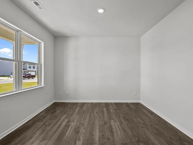 1025 Queensland Ln — Photo 11