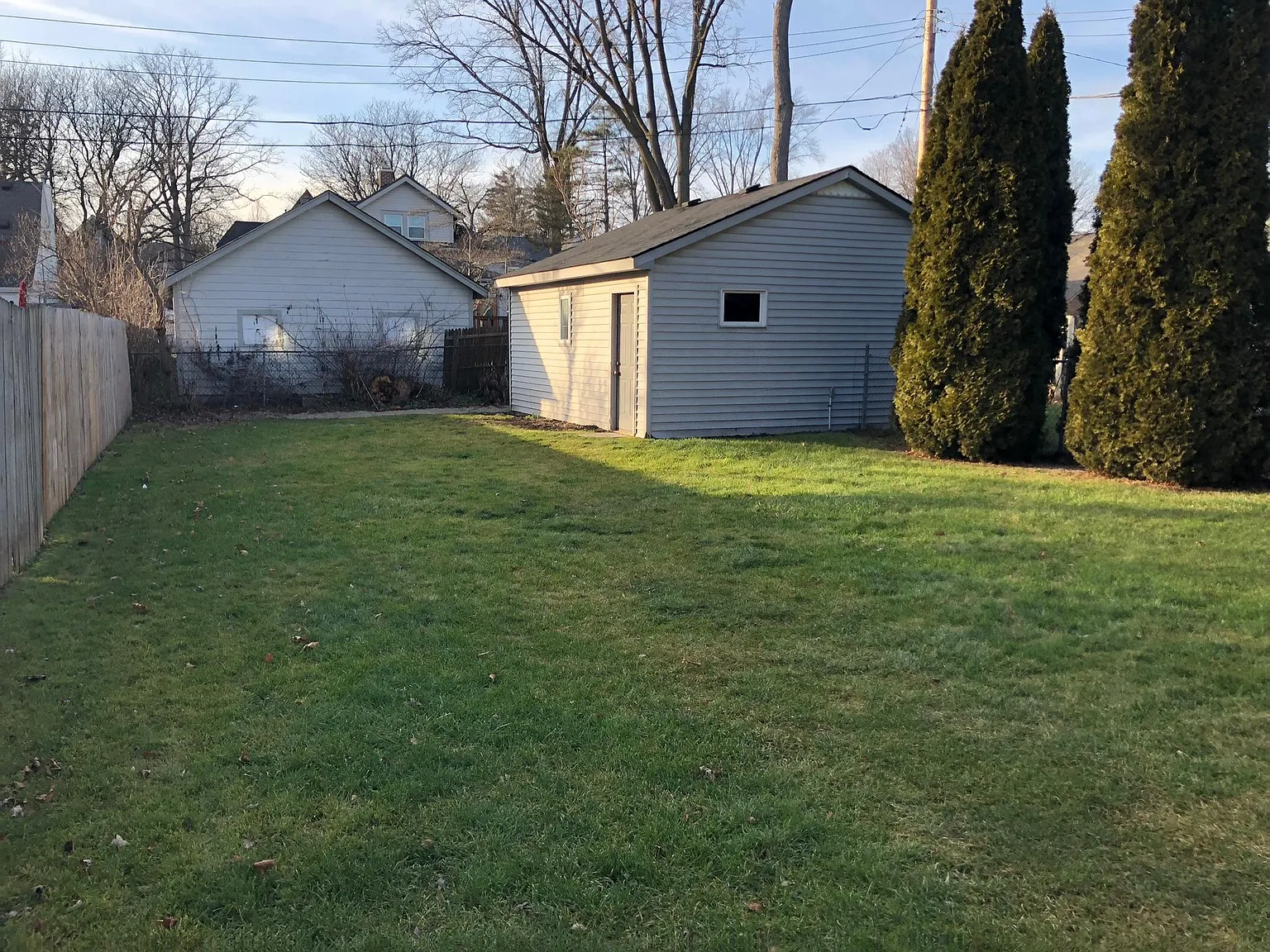 2 bed, 1.5 bath, 1100 sqft, $1,745 — Photo 2