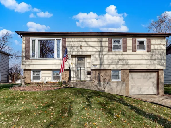 5918 Stuart Ln, Oak Forest, IL 60452