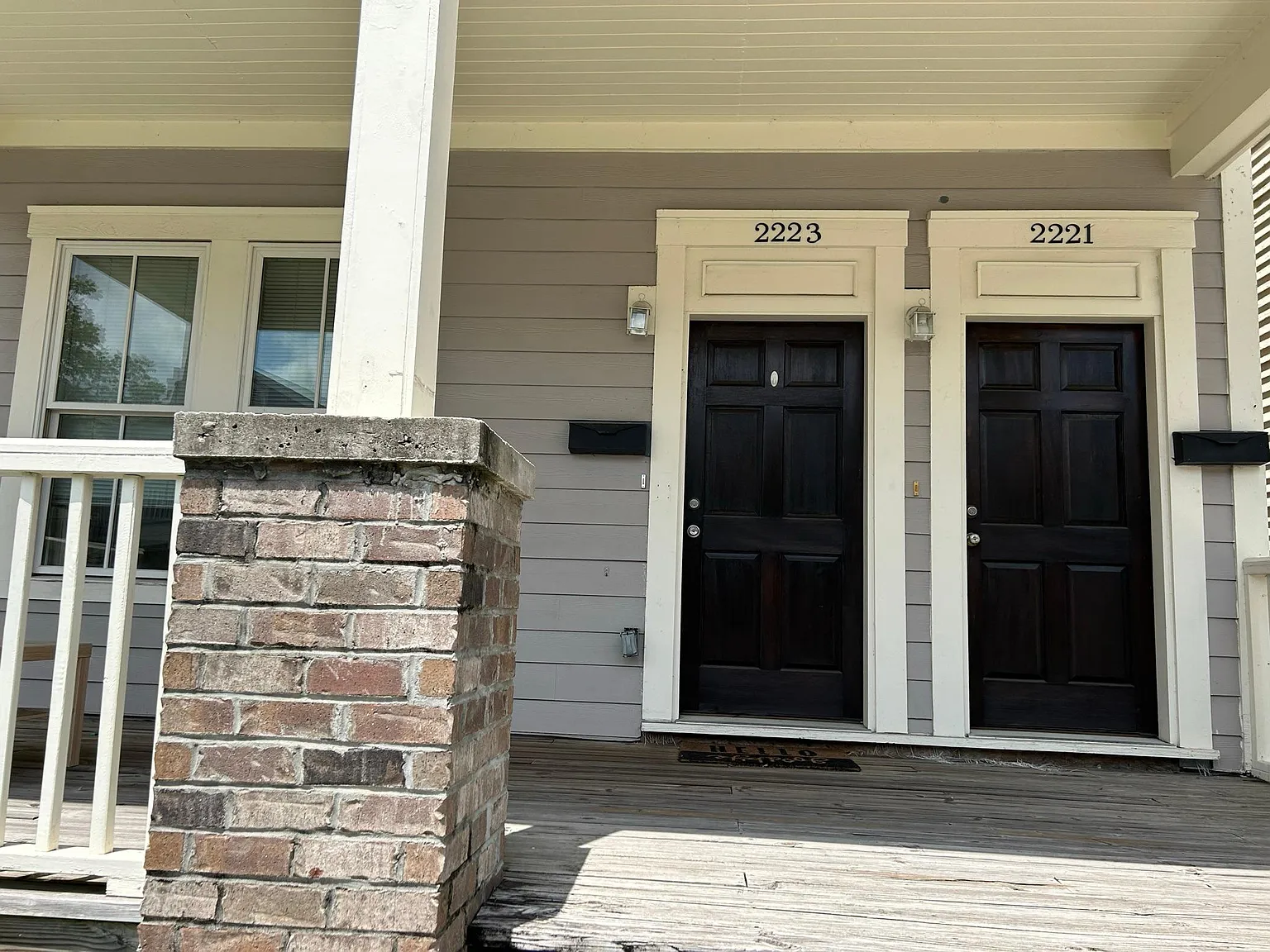 2 bed, 1128 sqft, $1,800 — Photo 2