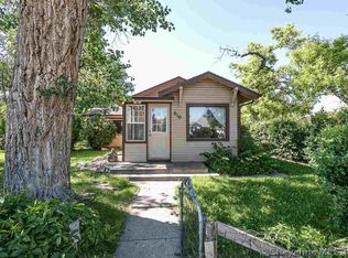 610 E 9th St, Cheyenne, WY 82007