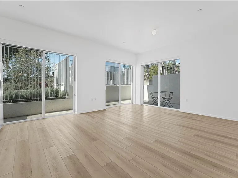 636 N. Juanita Ave, Los Angeles, CA 90004 — Photo 3