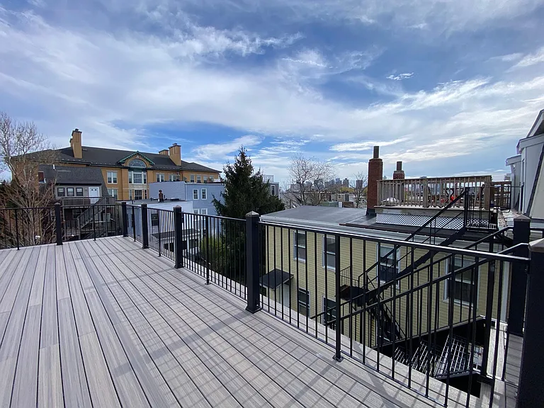 43 Monmouth St #3 — Photo 1