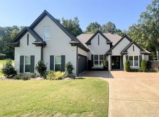 3039 Fossil Hill Dr, Hernando, MS 38632