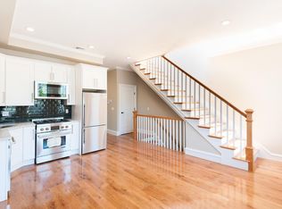 649 E Broadway #2, Boston, MA 02127