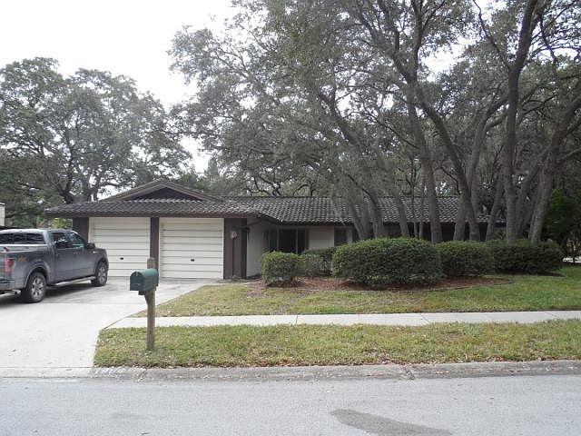 1st image of 1904 Hill Dr