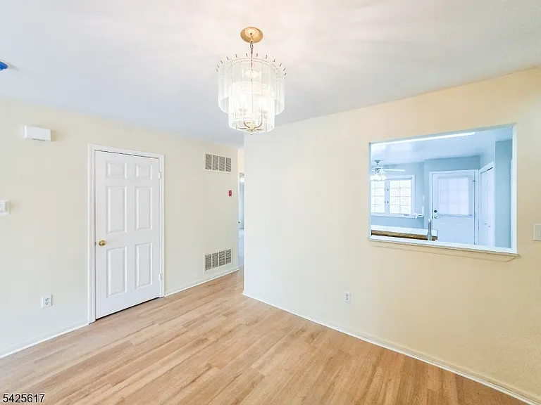 1H Rutland Ln — Photo 17