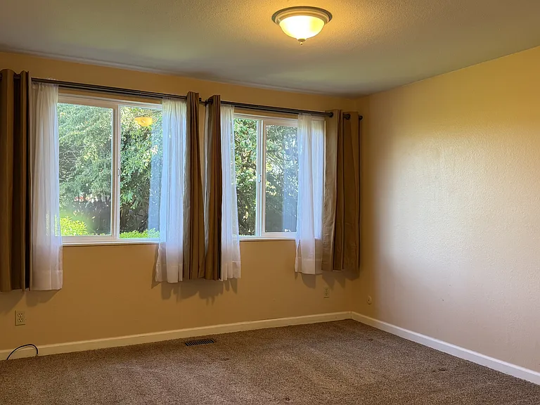 1701 Antoine Ave — Photo 16