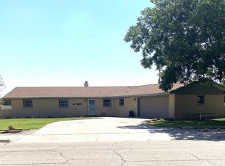 104 N La Cuesta Rd, Artesia, NM 88210