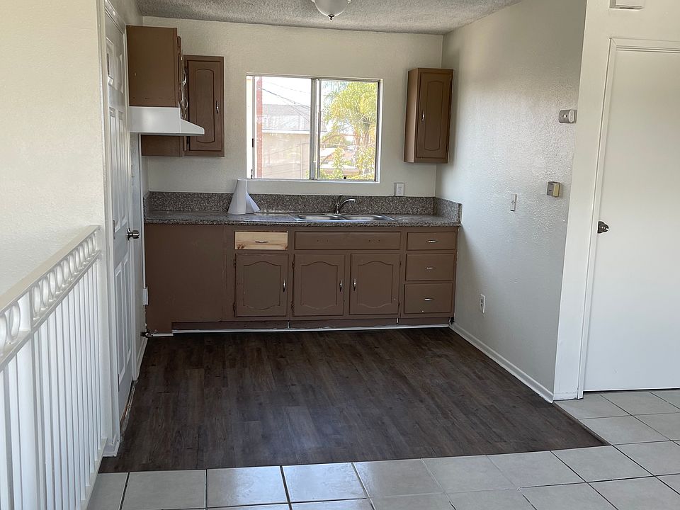 1st image of 3351 W 135th St #B