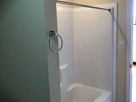 4th image of 1501 Kemper St #441