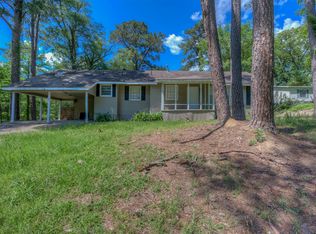 8218 S Lakeshore Dr, Shreveport, LA 71119