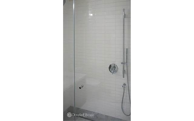 Rented by Douglas Elliman | media 11