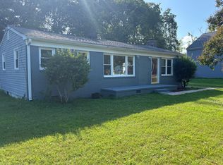 105 2nd St, Yorktown, VA 23692