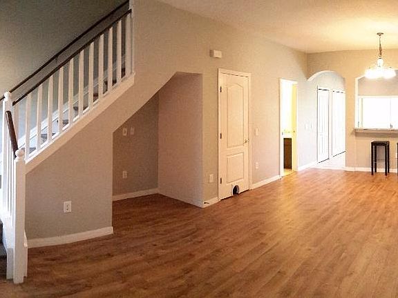 5th image of 12911 Kings Crossing Dr #12911