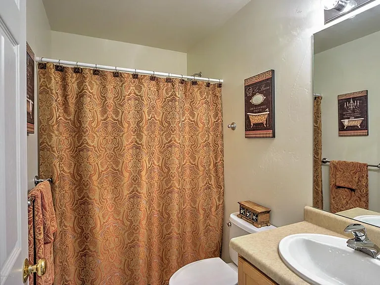 621 Lariat Loop — Photo 18