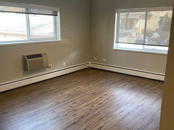 4th image of 1020 N Ogden St APT 201