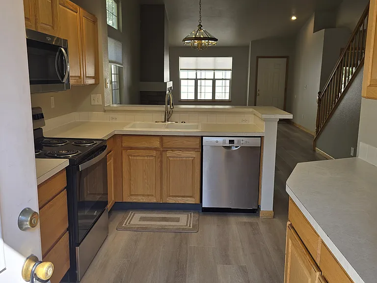 1632 Foxhall Ct — Photo 5