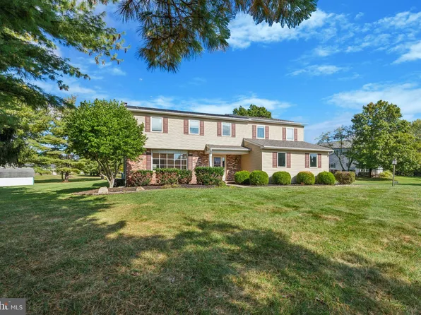 1511 Susan Dr, Lansdale, PA 19446