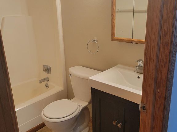 2nd image of 1014 E Main St #8