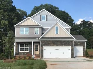 3167 Walker Ridge Dr, Walkertown, NC 27051