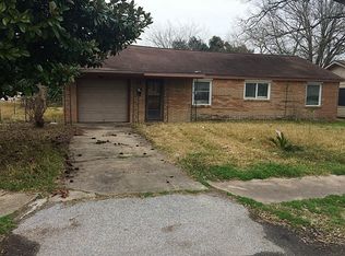 2501 Kingsdale Dr, Deer Park, TX 77536