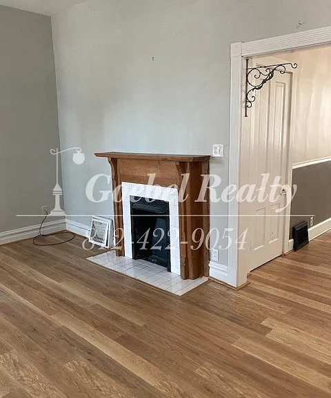 2107 W Michigan St — Photo 4