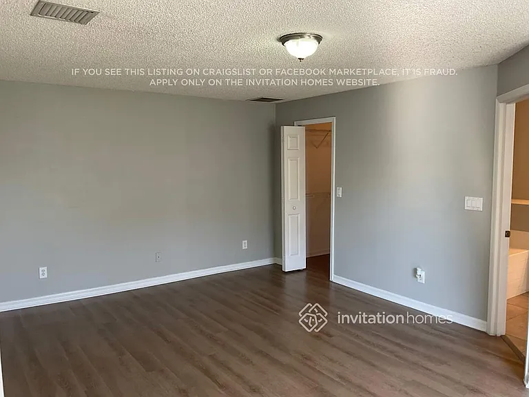 802 Autumn St SE — Photo 13