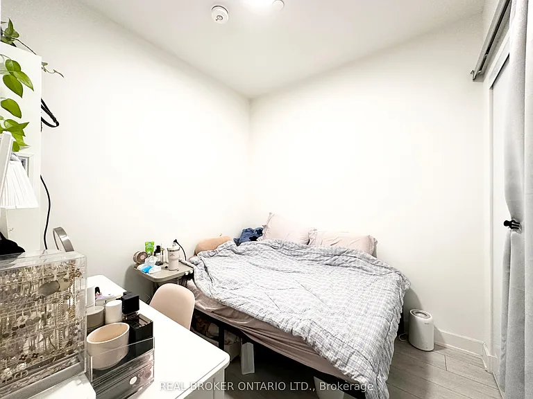 15 Mercer St #818 — Photo 18