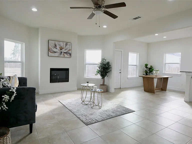 1189 County Road 5100 — Photo 12
