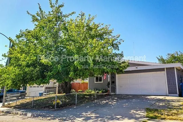 9346 Whispering Leaves Ln — Photo 4
