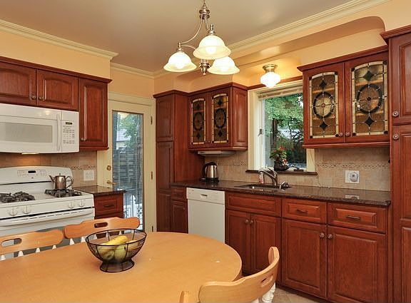 5th image of 43 Cumberland Dr