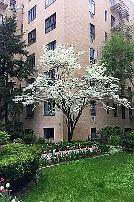 Sold by Bank Neary | media 9