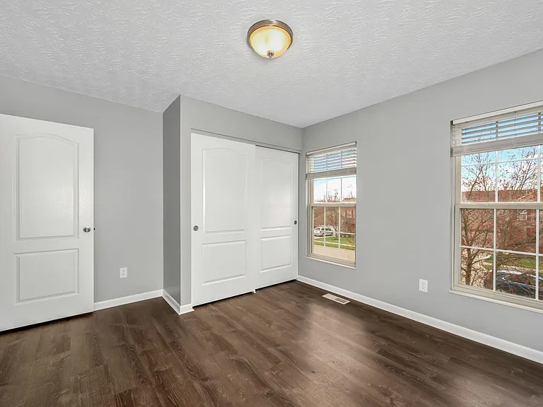 4597 Blainfield Ct — Photo 12