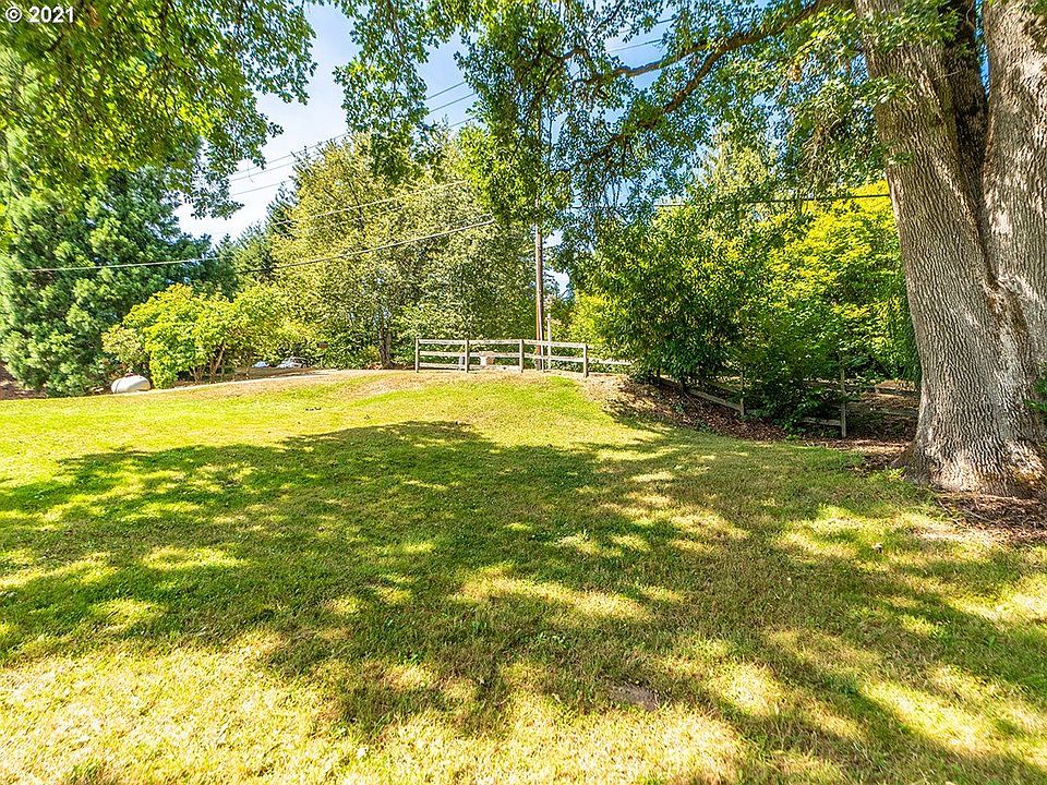 1st image of 3556 Carman Dr