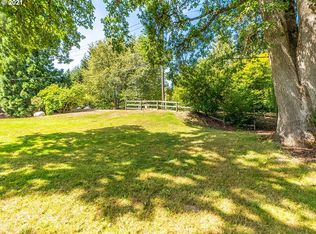 3556 Carman Dr, Lake Oswego, OR 97035