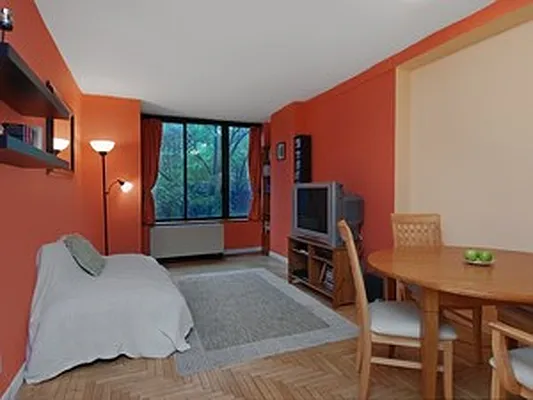 Rented by Corcoran | media 2