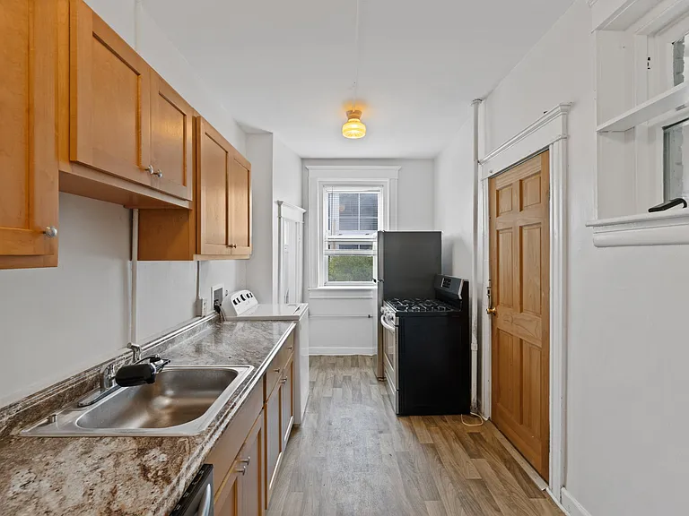 911 Westover Ave #2 — Photo 3