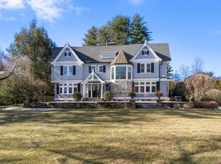 123 Abbott Rd, Wellesley, MA 02481